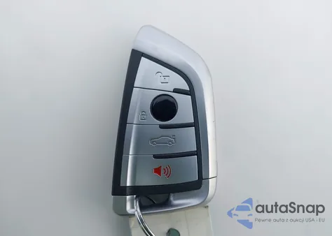 2015 BMW 328I xDrive из США, поврежденный, VIN WBA3B5G58FNS16547